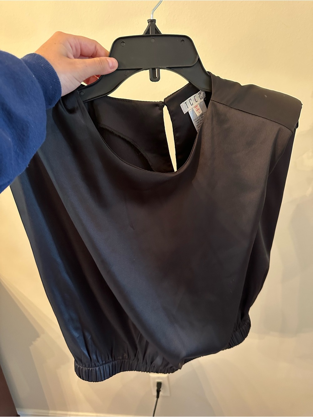 TCEC Black Cap-Sleeve Blouse with Elastic Hem